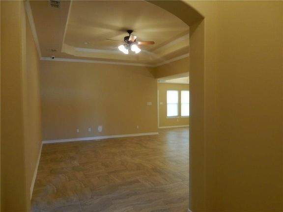 4th image of 7337 Clapton Dr