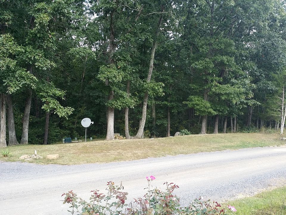 2nd image of 359 Boyer Rd