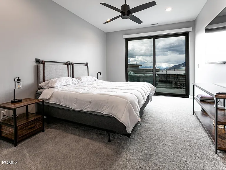 765 E Miner Way — Photo 15