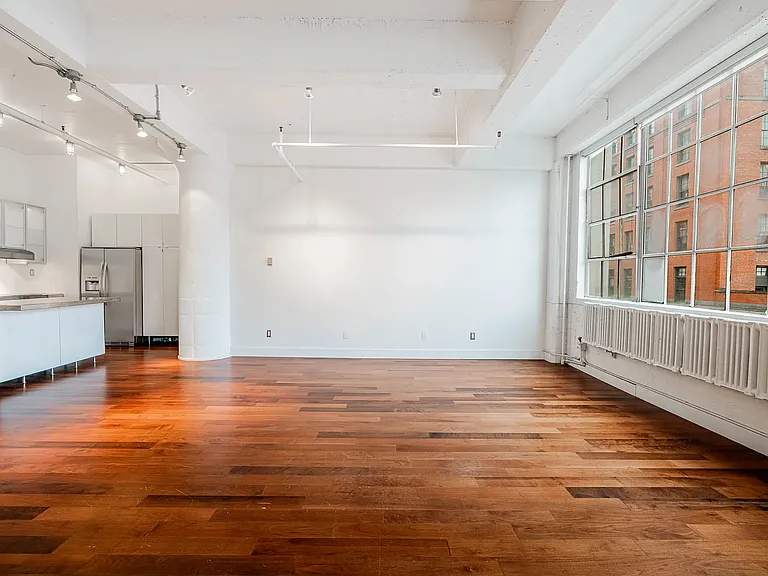 1314 NW Irving St #202 — Photo 7