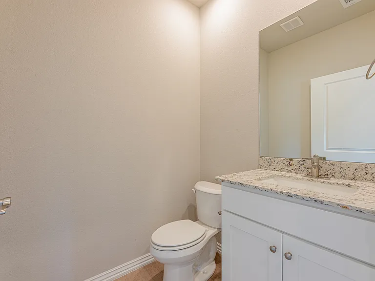 1403 SW Casuarina Dr #1 — Photo 7