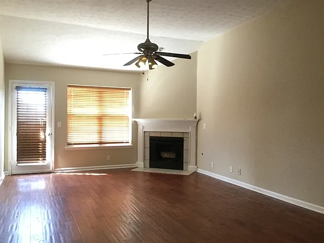 Building Photo - 5104 Brookstone Ct