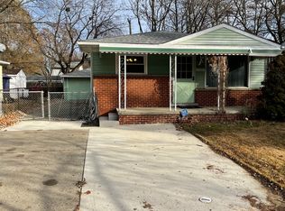 6217 Beech Daly Rd, Taylor, MI 48180