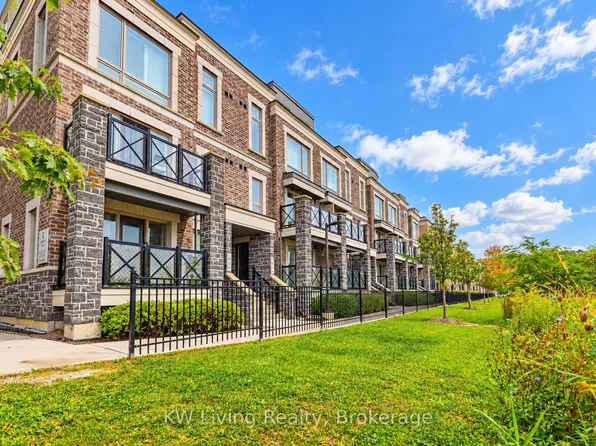 20 Dunsheath Way Unit 318, Markham, ON L6B 1N3
