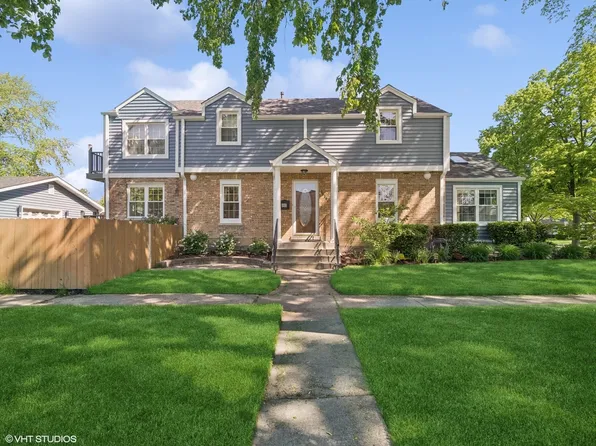 1614 S Fairview Ave, Park Ridge, IL 60068