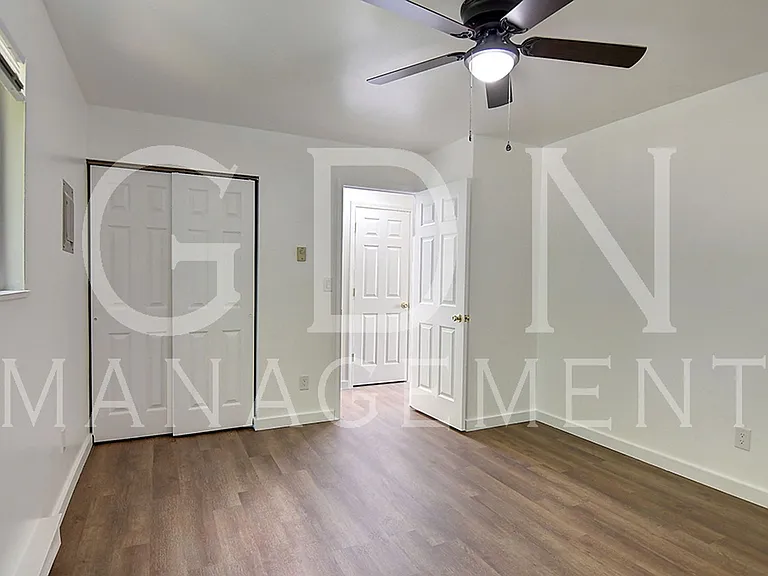 1189-1199 Frederick Dr — Photo 16