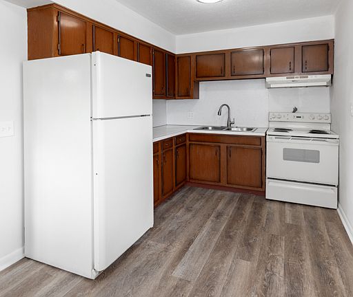 4th image of 2522 Roberts Ave NW #8