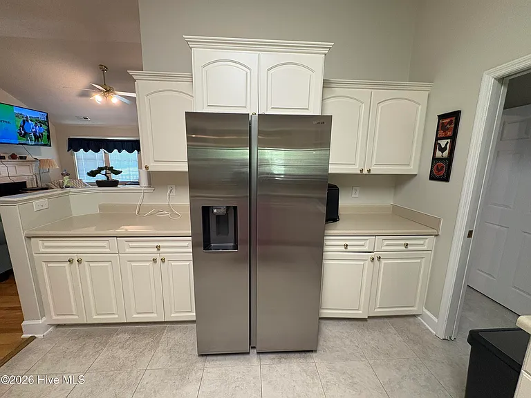 901 Firefly Ct — Photo 10