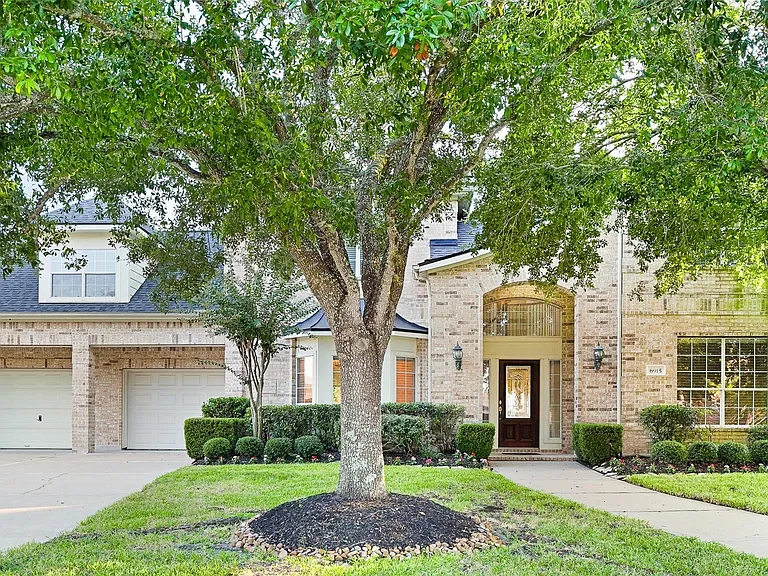 6915 Monarch Lake Ln — Photo 4
