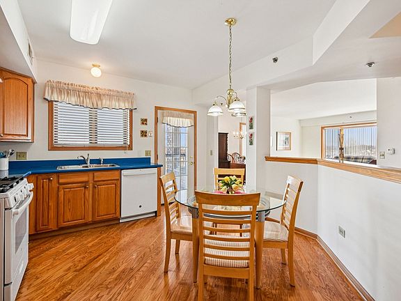3rd image of 10720 S Washington St APT 406