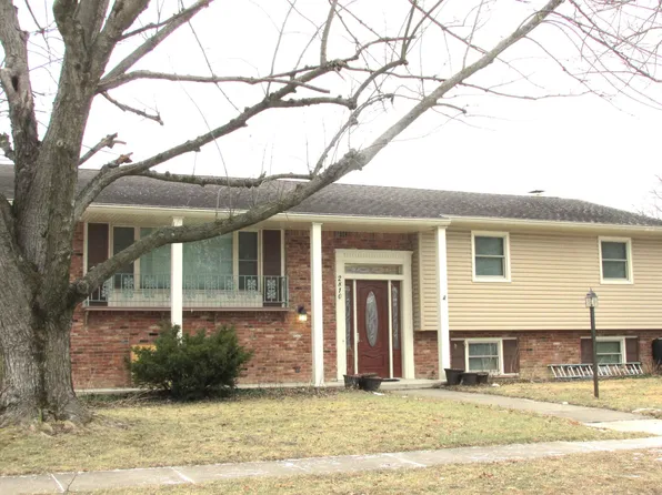 2810 W Twickingham Dr, Muncie, IN 47304