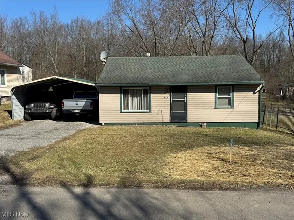 976 Miller St, Warren, OH 44485