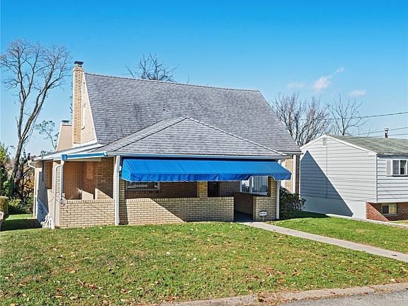 3rd image of 6719 E Barivista Dr