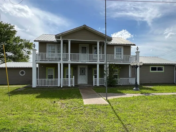1324 S 45th St, Corsicana, TX 75110