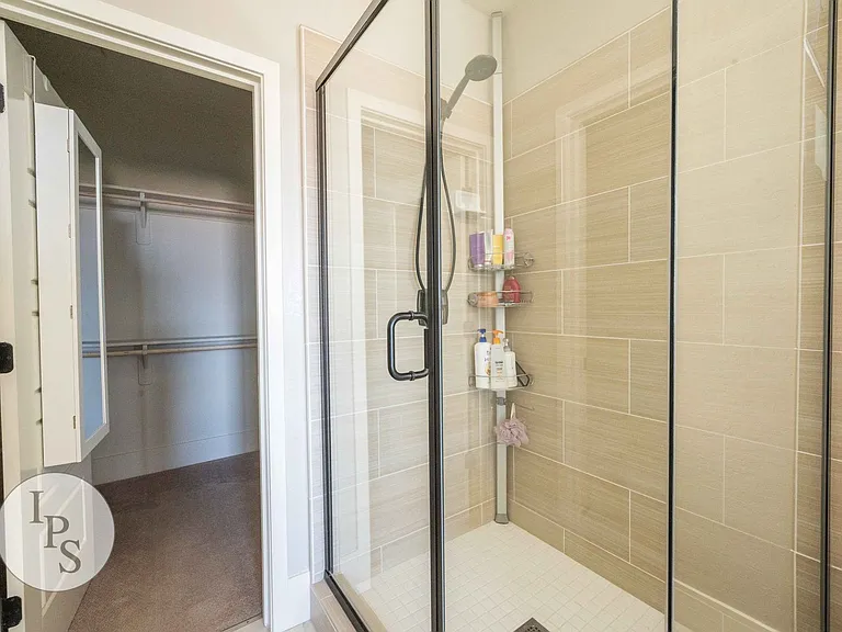 4299 Vineyard Dr — Photo 39