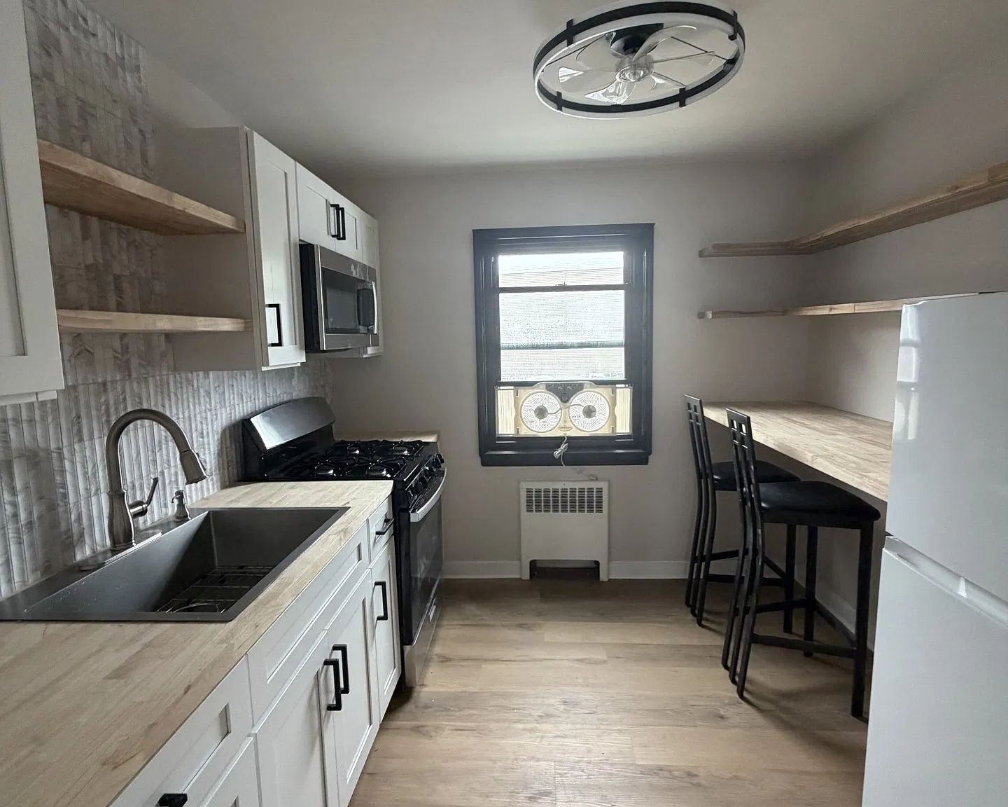 Garretson Ave, Bayonne — Photo 1