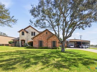 14 Park Ln, Victoria, TX 77904