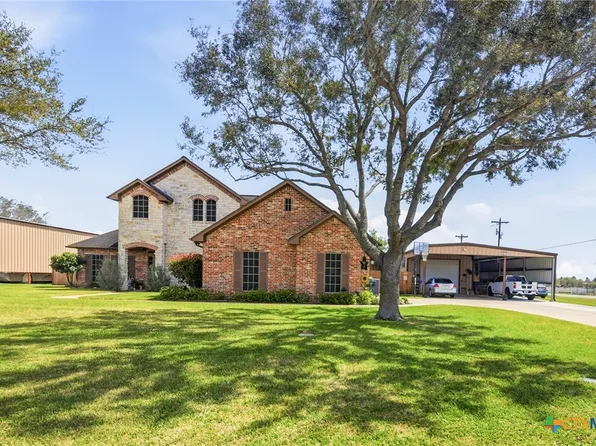 14 Park Ln, Victoria, TX 77904