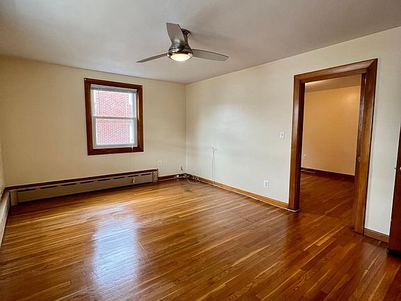 2nd image of 492 Metropolitan Ave #1