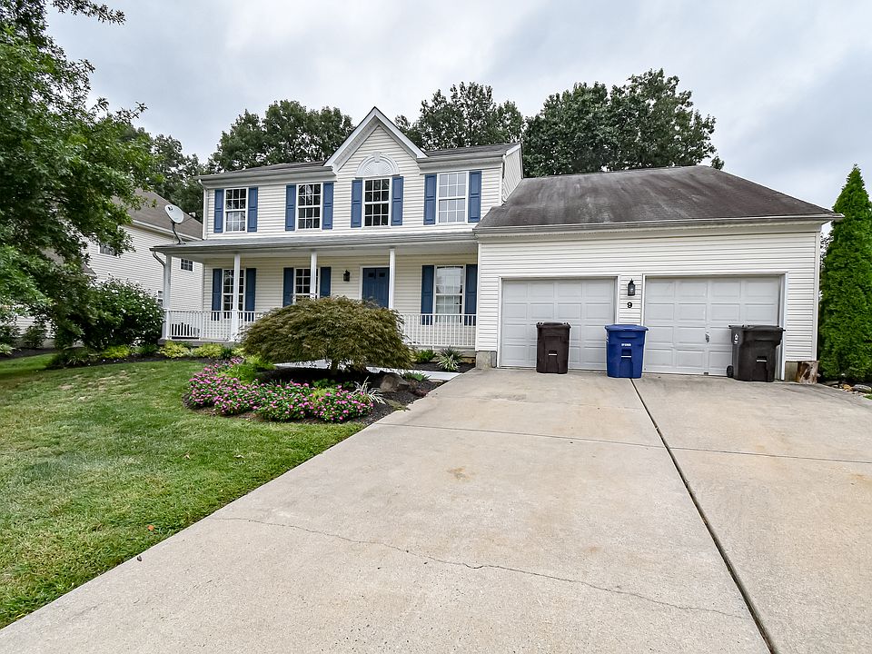 1st image of 9 Silverwood Dr