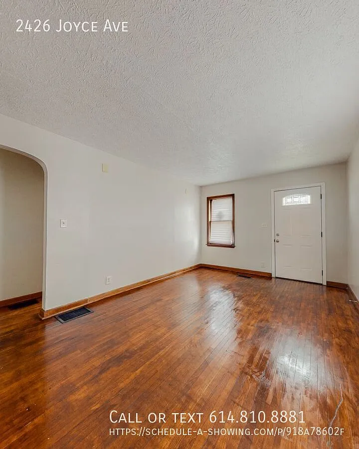 2426 Joyce Ave photo 1