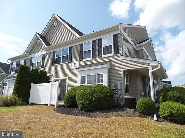 1901 Lexington Mews #1901, Woolwich Township, NJ 08085