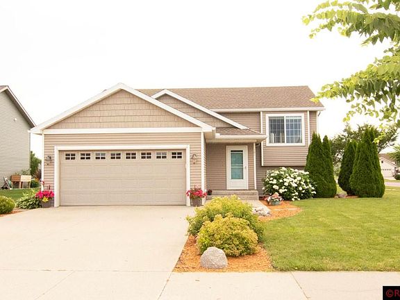 2nd image of 101 Pinehurst Dr