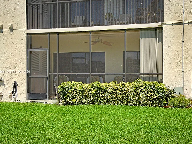 100 Intracoastal Pl #102 — Photo 29