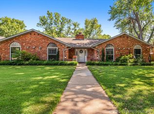 1307 SE Hampden Sq, Bartlesville, OK 74006