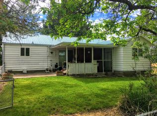 9324 Agate Rd, Eagle Pt, OR 97524