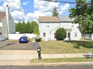 2091 Red Lion Rd #A, Philadelphia, PA 19115