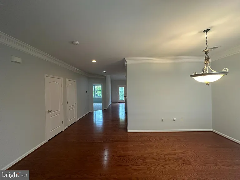 44322 McHenry Sq — Photo 7