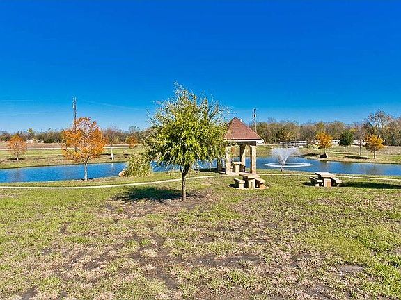 Community park, walking trails and pond