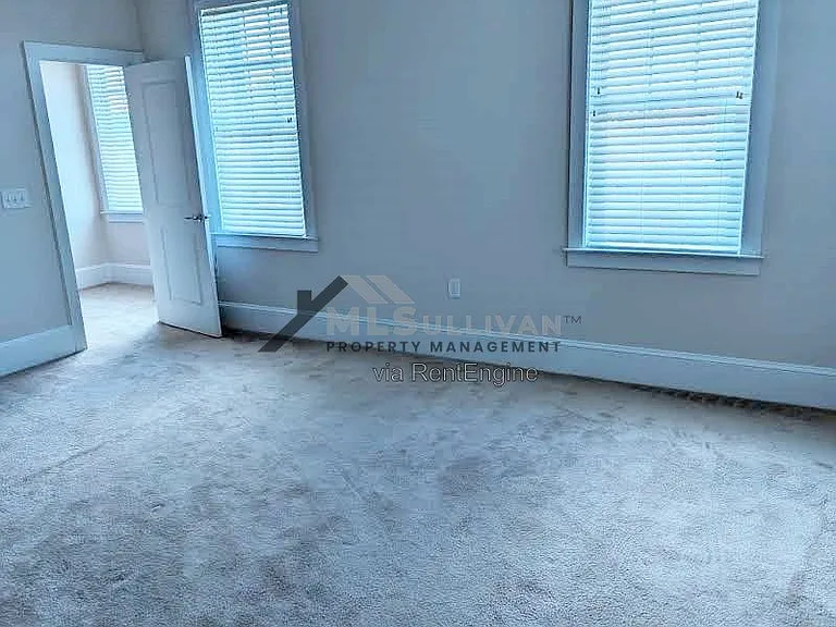 375 Avett Dr — Photo 17