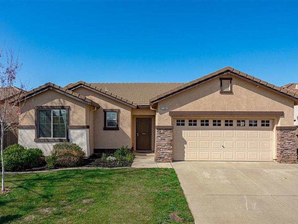 1st image of 2784 Lincoln Airpark Dr