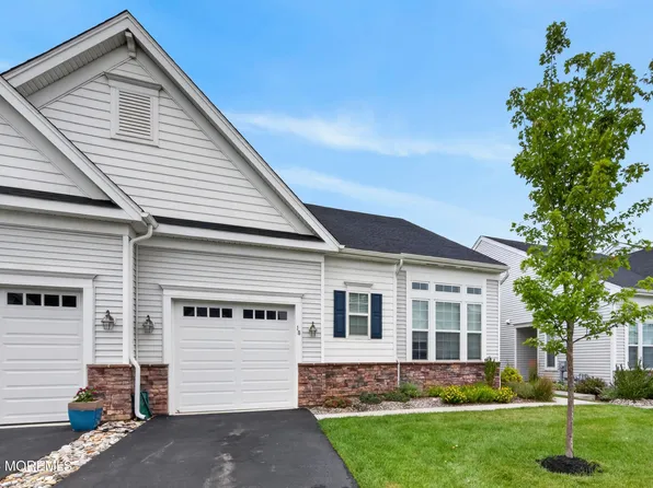 18 Gulfstream Road, New Egypt, NJ 08533