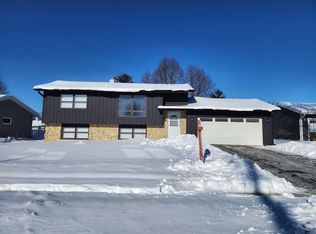 5614 E Buckeye Rd, Madison, WI 53716