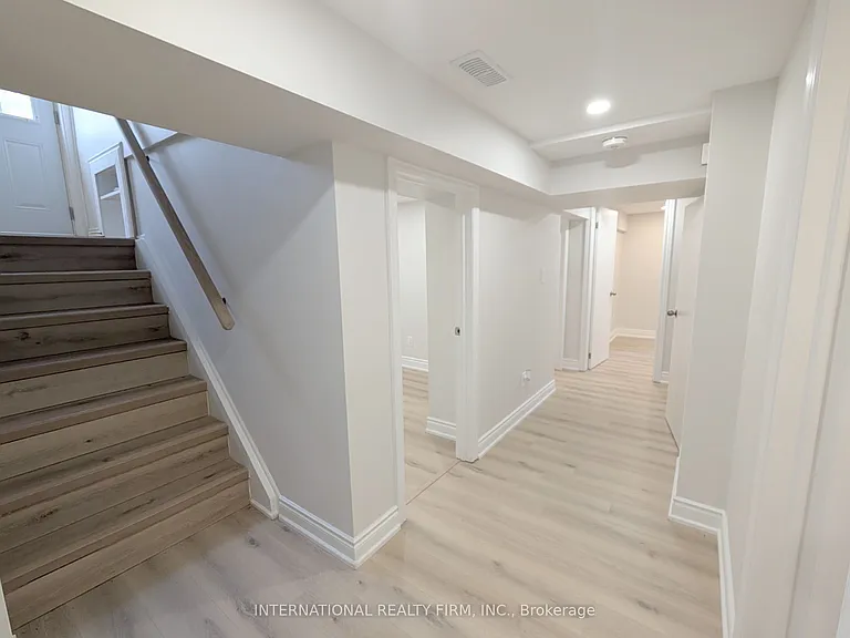 198 Cherrywood Dr #BASEMENT — Photo 4