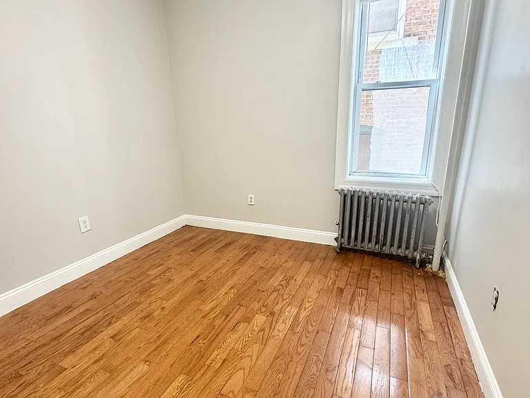108 60th St #12 — Photo 11