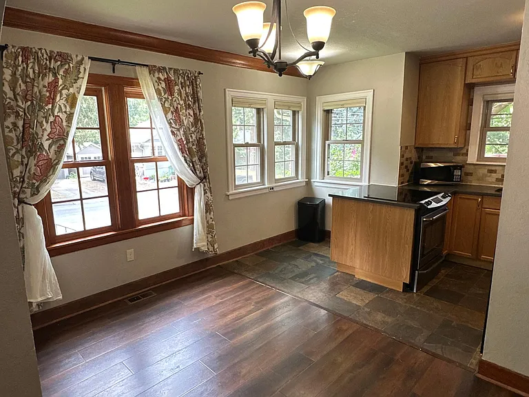 1523 S Perry St — Photo 16