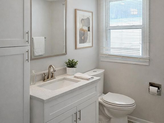 4th image of 2800 Tecumseh River Rd