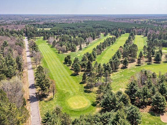 4th image of ON GOLF COURSE RD