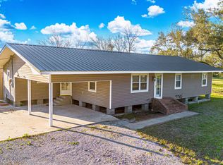 13224 Lemaire Hartman Rd, Abbeville, LA 70510