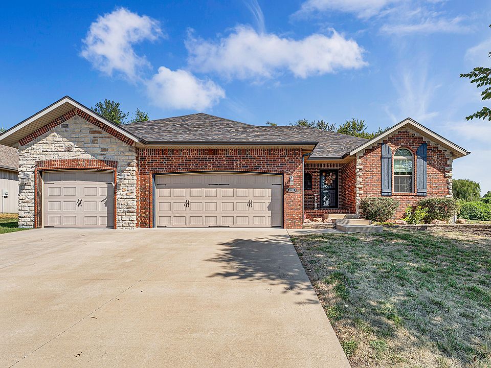 1st image of 2721 E Clearview Drive