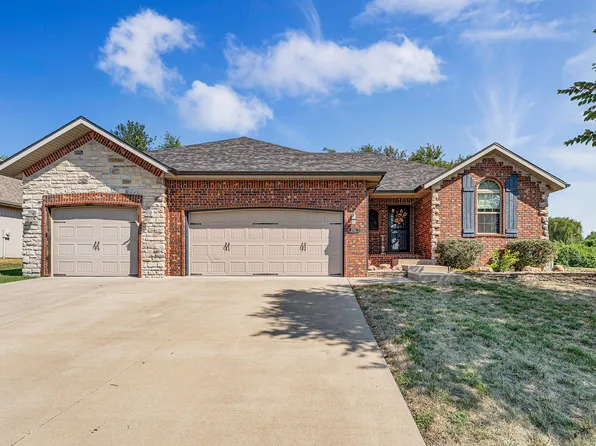 2721 E Clearview Drive, Republic, MO 65738
