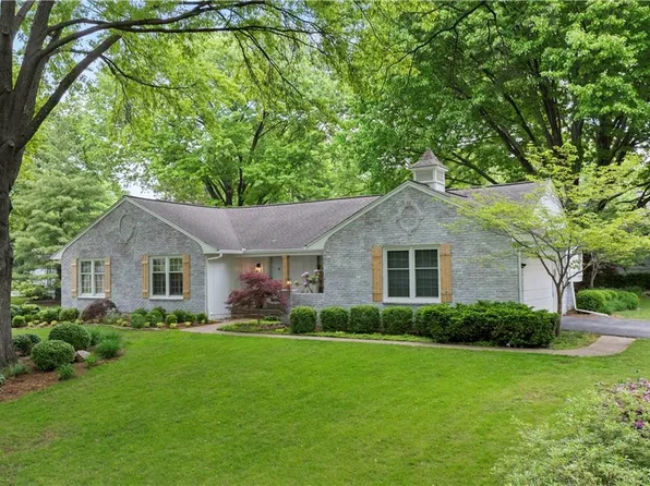 9983 Riley St, Overland Park, KS 66212