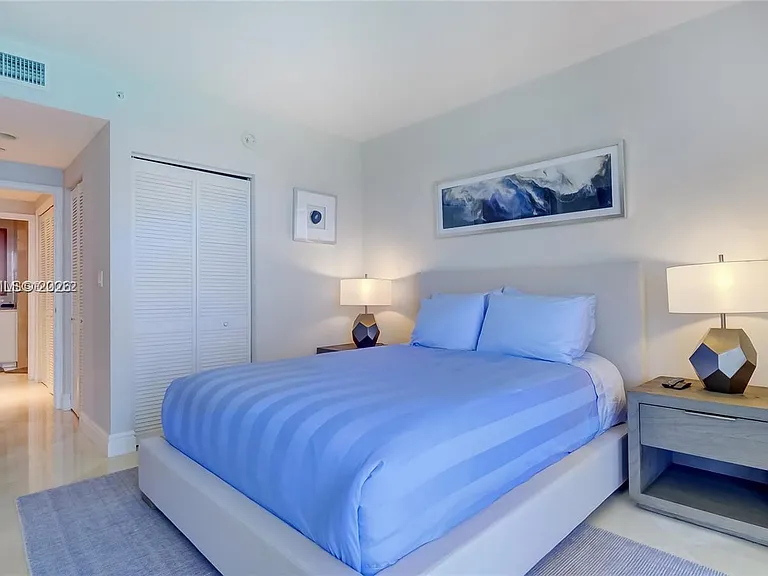 6365 Collins Ave #3802 — Photo 3