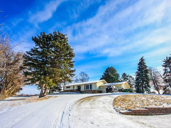 1021 Tomahawk Rd, North Platte, NE 69101