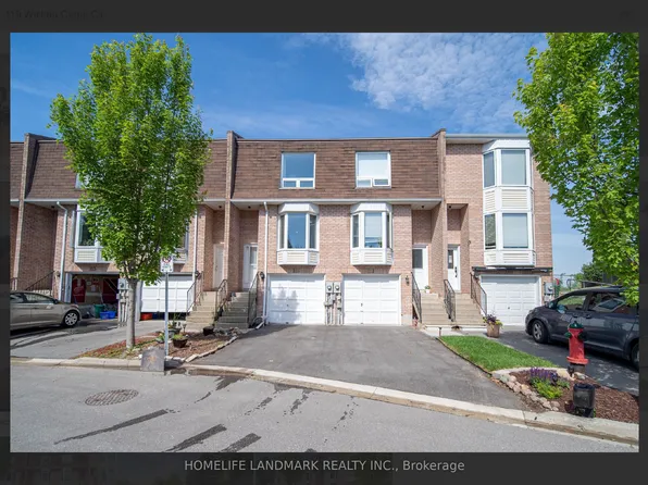 119 William Curtis Cir #57, Newmarket, ON L3Y 8L8