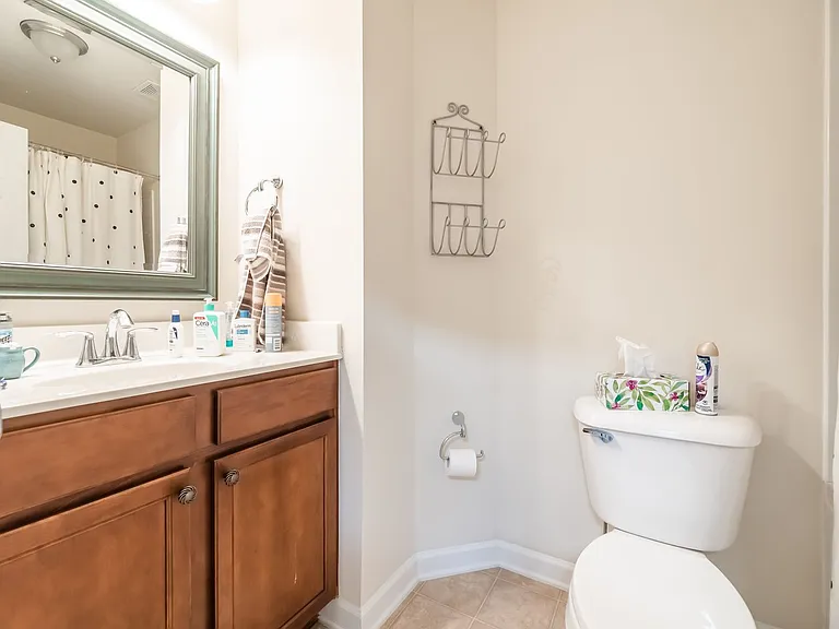 8329 Yaxley Hall Dr — Photo 10